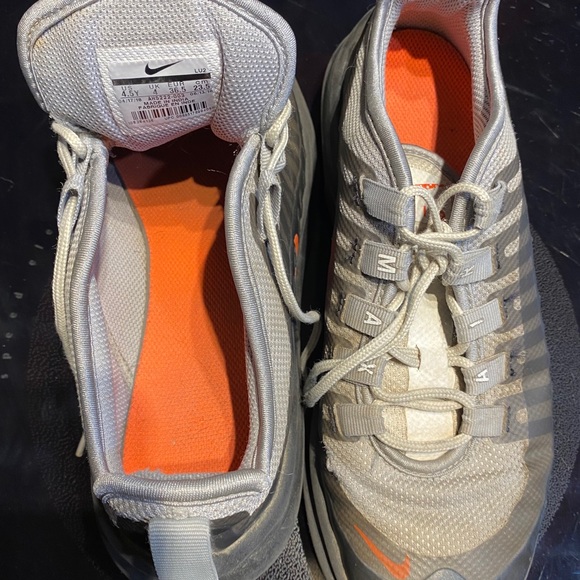 Boys Nike Air - Picture 3 of 4